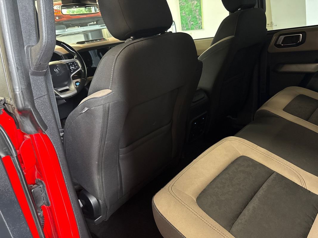 Used 2023 Ford Bronco Wildtrak image 93