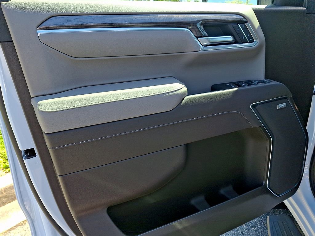 New 2026 Chevrolet Silverado 1500 LTZ AWD/4WD image 8