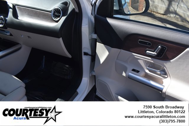 Used 2023 Mercedes-Benz GLA 250 4MATIC image 34