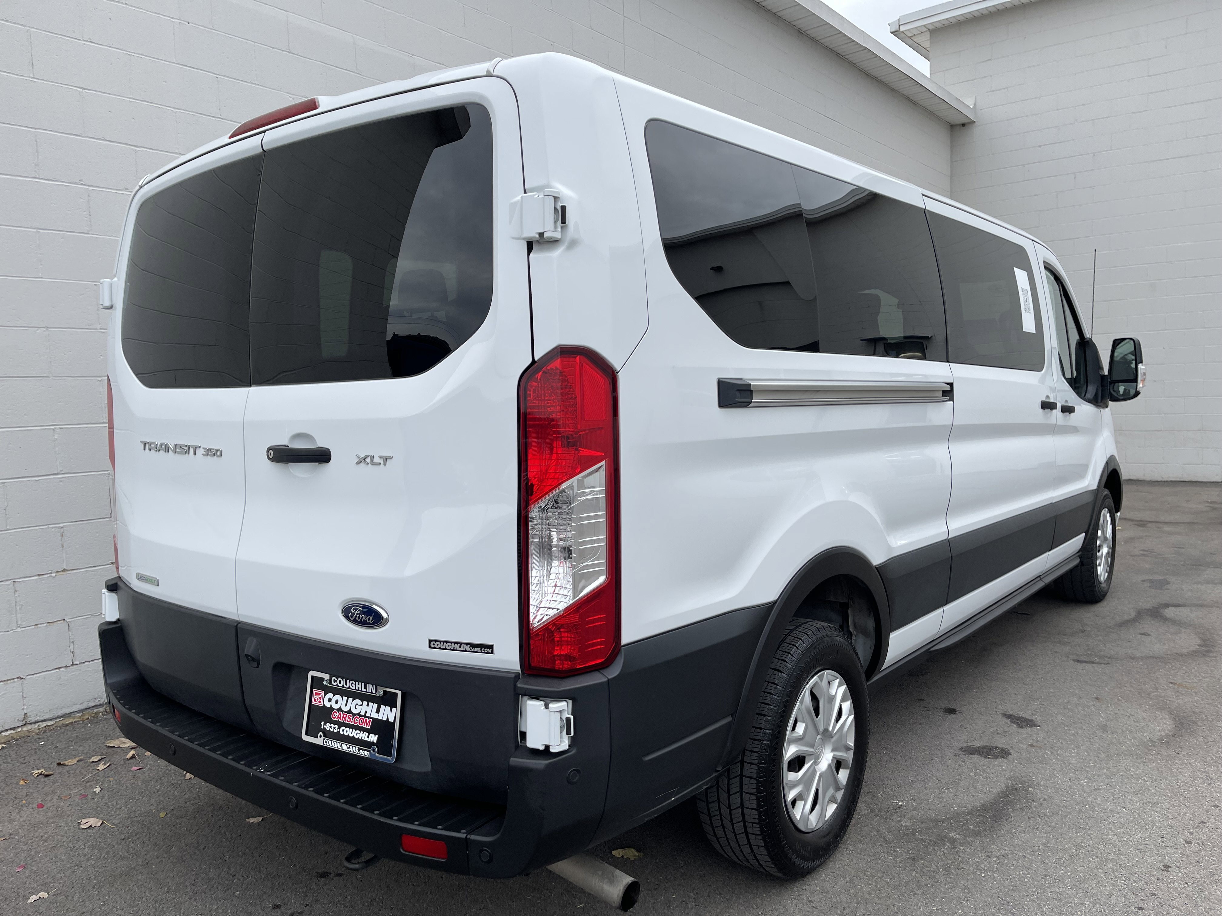 Used 2023 Ford Transit 350 XLT image 7