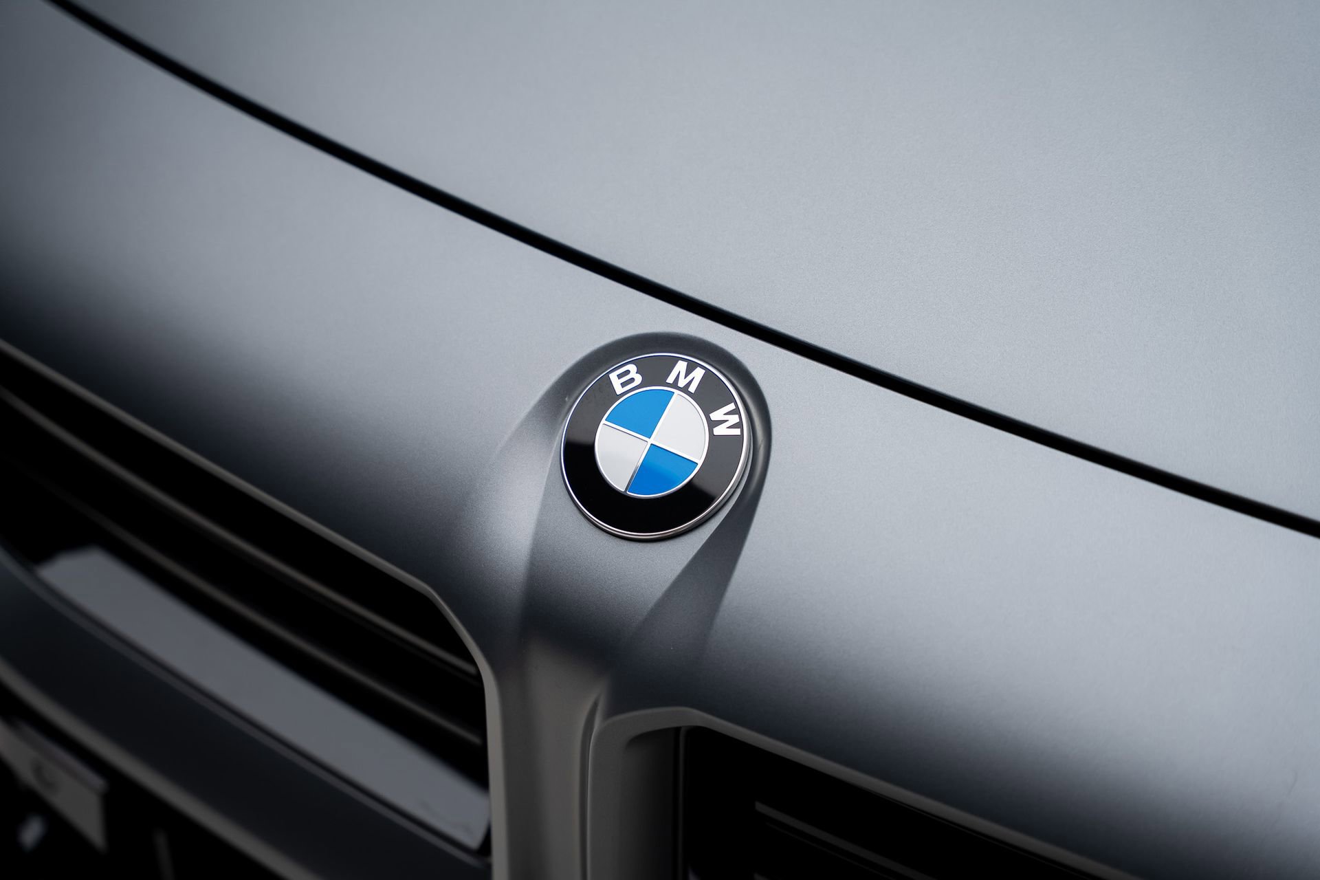 Used 2025 BMW M2 RWD image 13