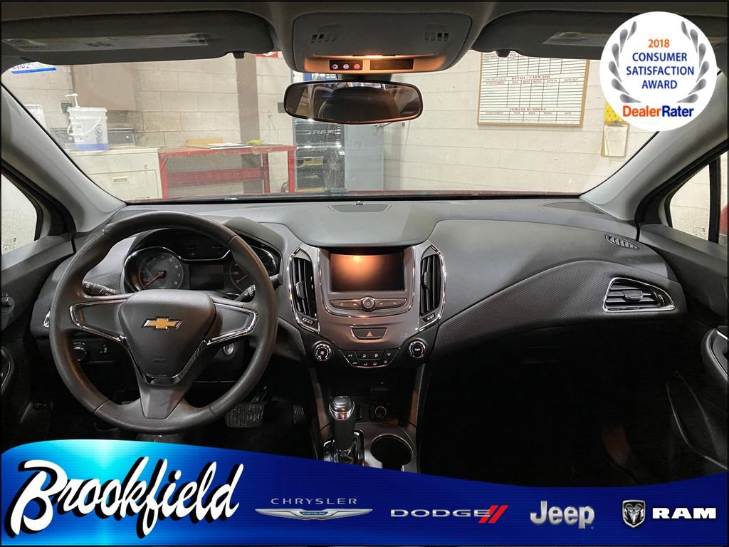 Used 2019 Chevrolet Cruze LS image 13