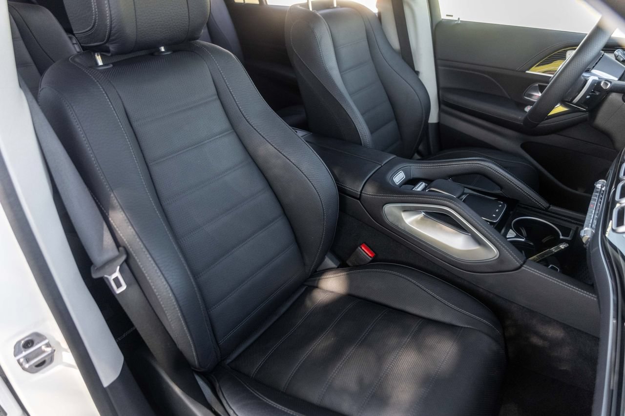 Used 2024 Mercedes-Benz GLS 580 4MATIC image 42