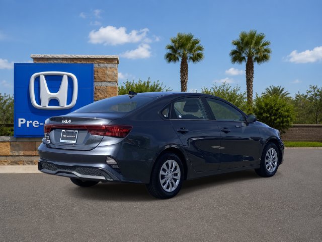 Used 2022 Kia Forte Sedan FWD image 5