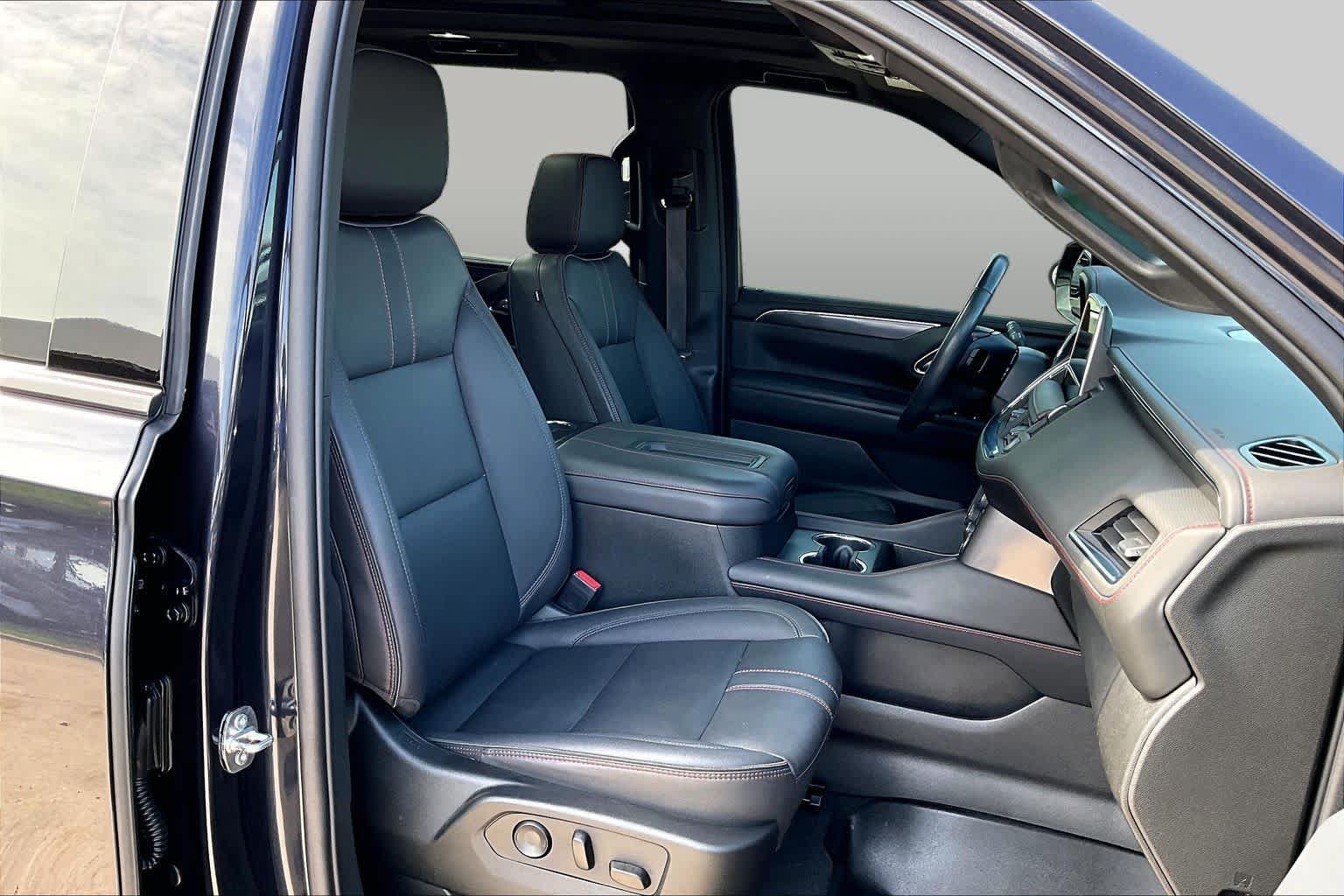 Used 2023 Chevrolet Tahoe RST AWD/4WD image 9