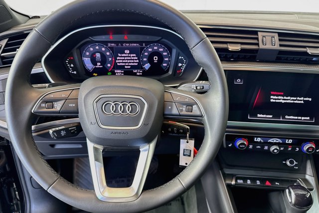 Used 2025 Audi Q3 2.0T Premium w/ Black Optic Sport Package AWD/4WD image 10
