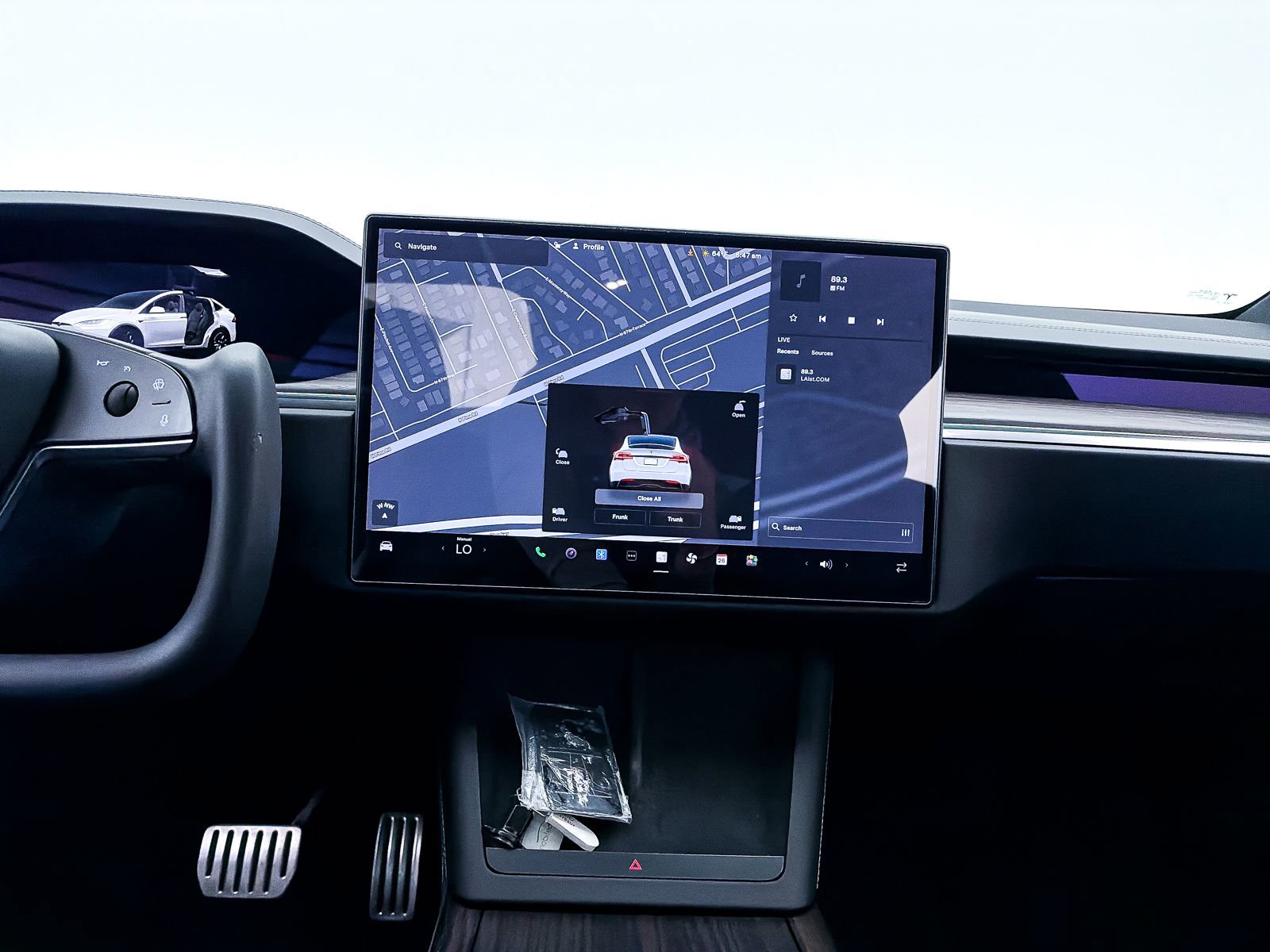 Used 2023 Tesla Model X image 6