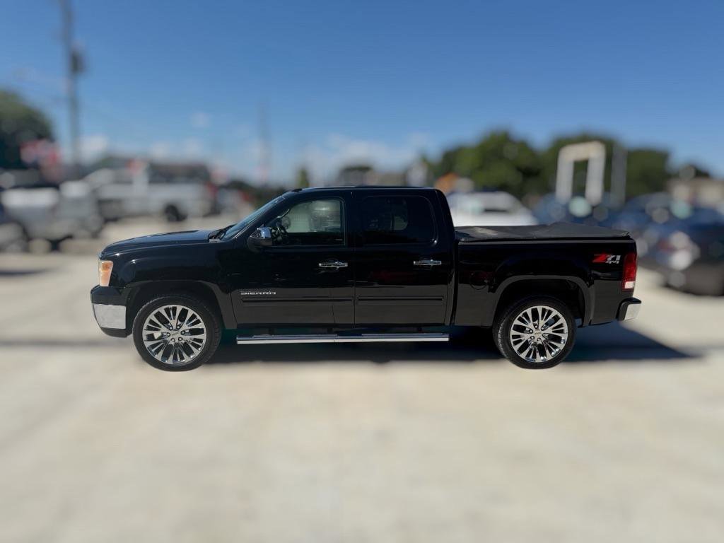 Used 2013 GMC Sierra 1500 SLT w/ Suspension Package, Off-Road AWD/4WD image 8