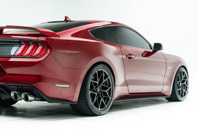 Used 2020 Ford Mustang GT Premium w/ GT Performance Package RWD image 13