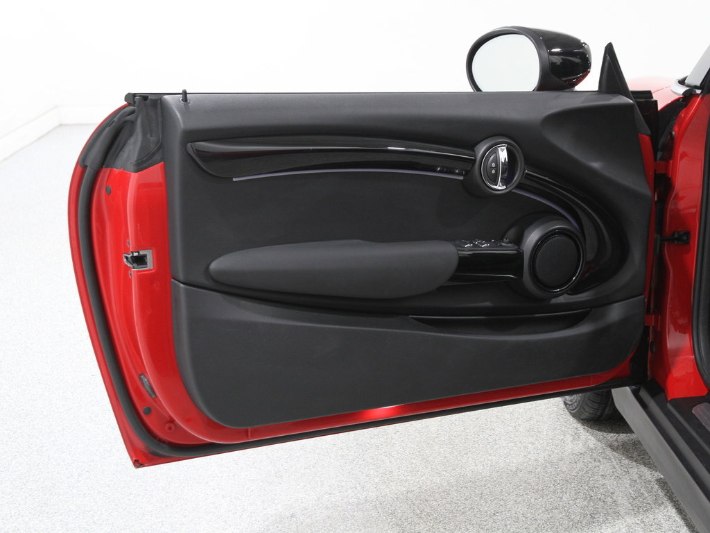 Certified 2023 MINI Cooper S image 5