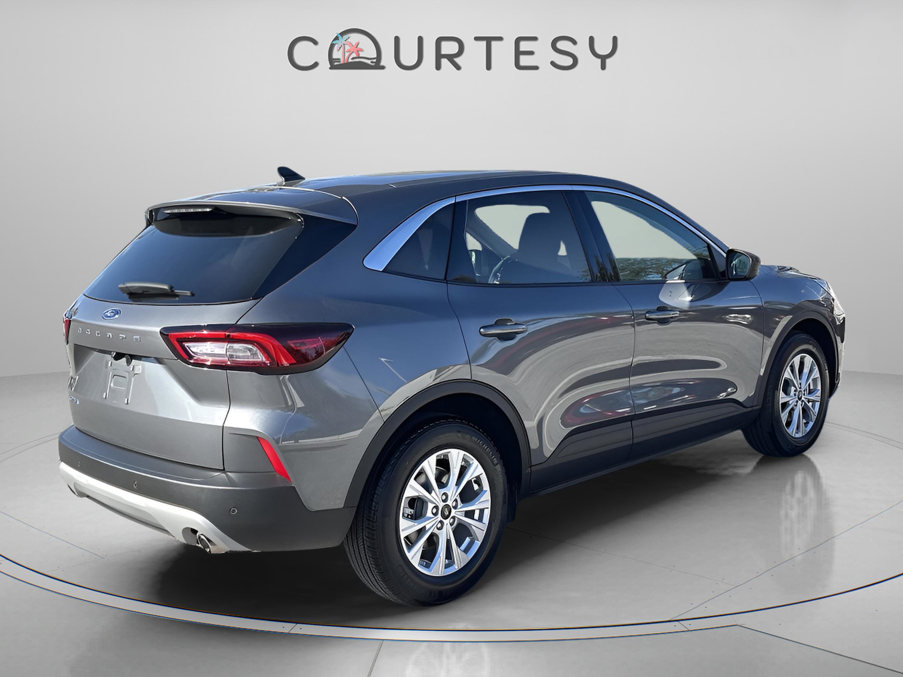 Used 2023 Ford Escape Active w/ Tech Pack #1 image 8