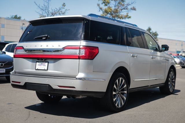 Used 2018 Lincoln Navigator L Select w/ Technology Package AWD/4WD image 21