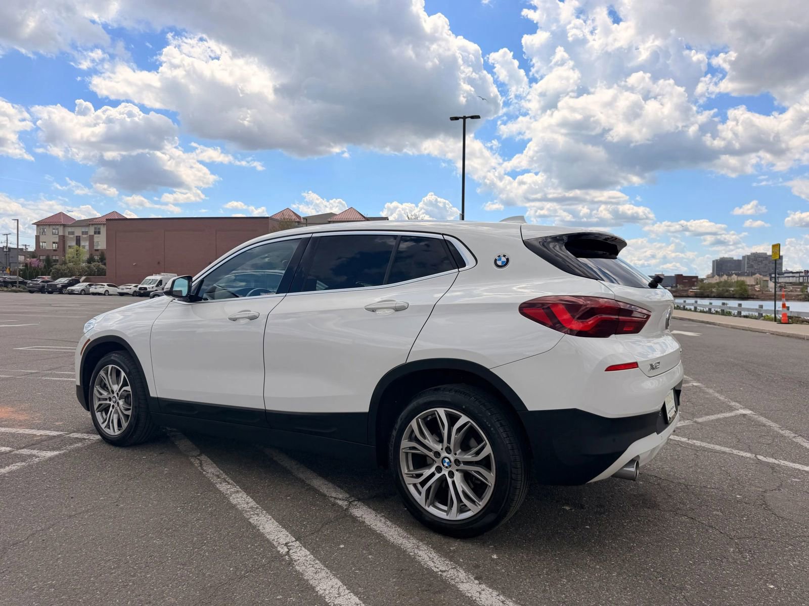 Used 2021 BMW X2 xDrive28i w/ Convenience Package AWD/4WD image 4