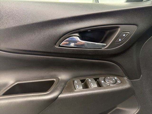Used 2023 Chevrolet Equinox LT image 22
