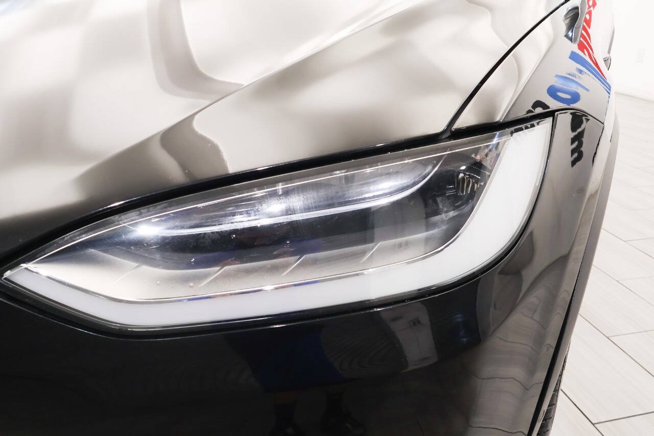 Used 2017 Tesla Model X 75D AWD/4WD image 9
