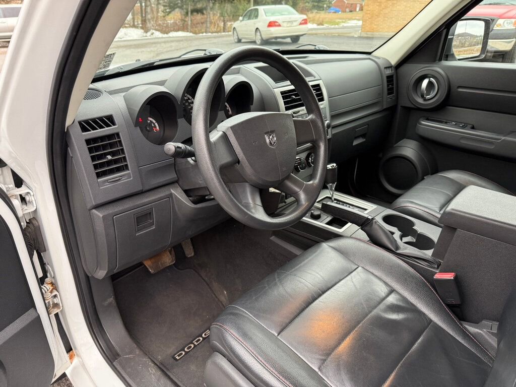 Used 2011 Dodge Nitro Heat image 21