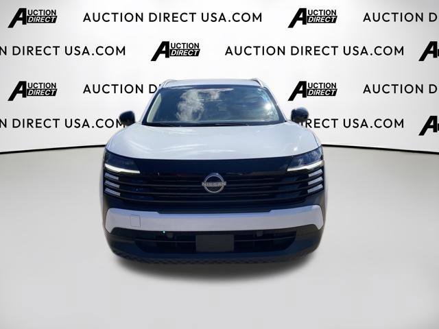 Used 2026 Nissan Kicks SV FWD image 2