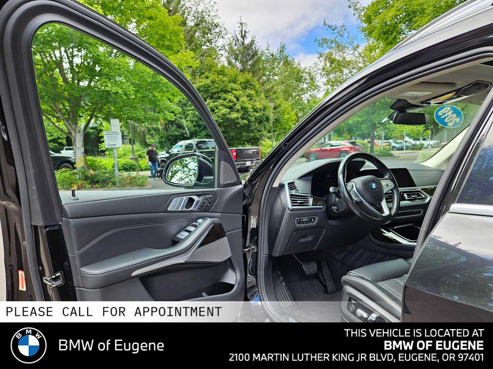 Used 2019 BMW X7 xDrive50i w/ Cold Weather Package AWD/4WD image 23