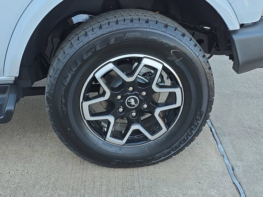New 2026 Ford Bronco Outer Banks AWD/4WD image 29