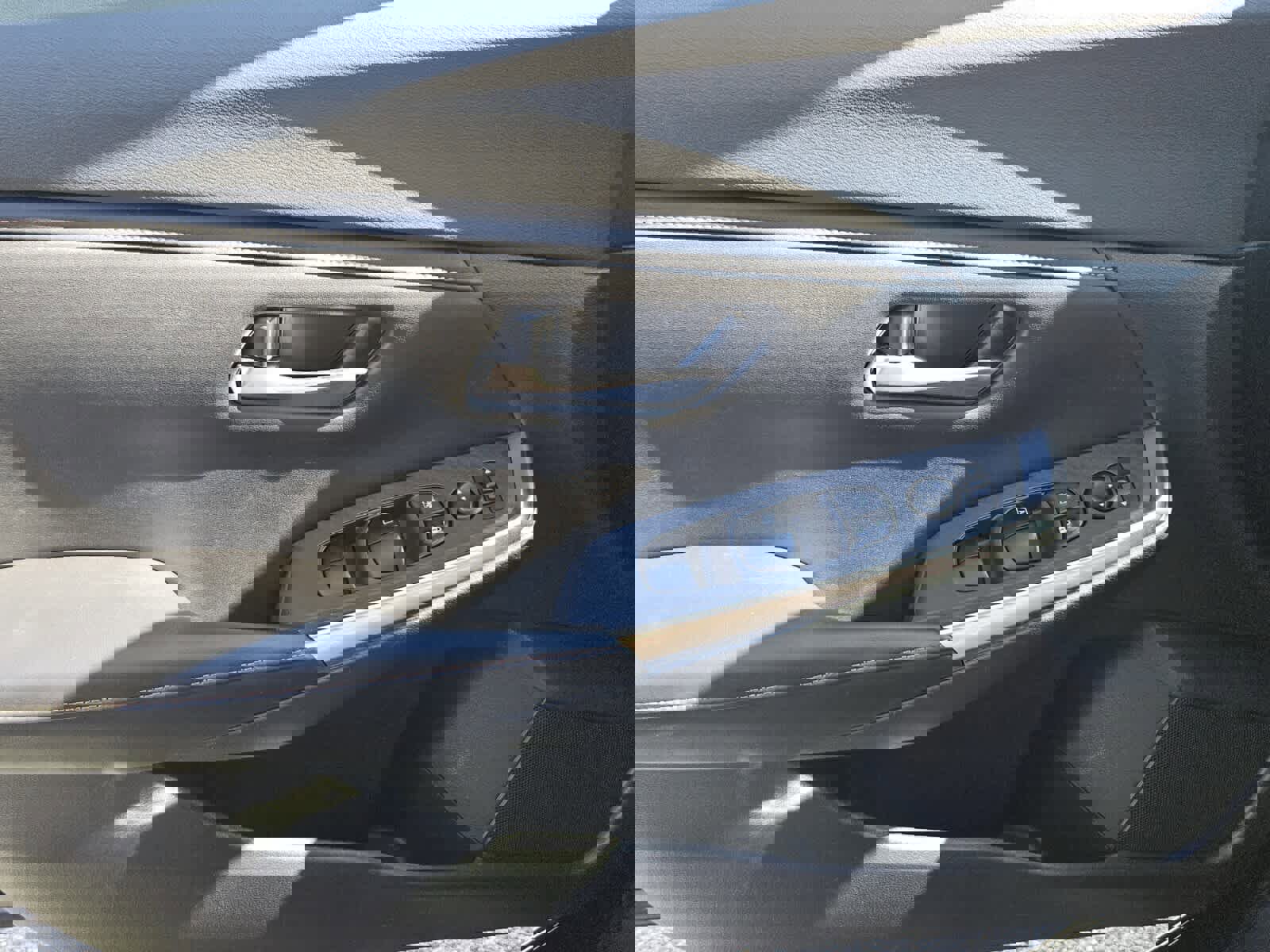 Used 2020 Nissan Sentra SR image 16