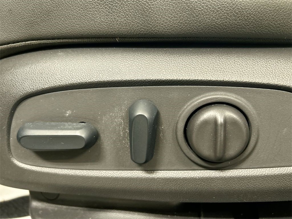 Used 2023 Buick Encore GX Preferred w/ Cold Weather Comfort Package image 10