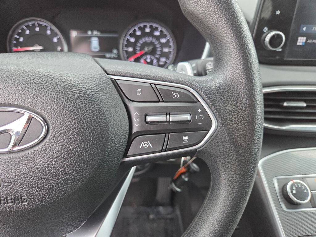 Used 2022 Hyundai Santa Fe SE image 28