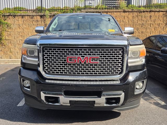 Used 2015 GMC Sierra 2500 Denali AWD/4WD image 2
