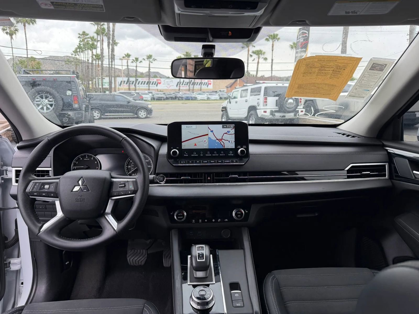 Used 2023 Mitsubishi Outlander ES image 30