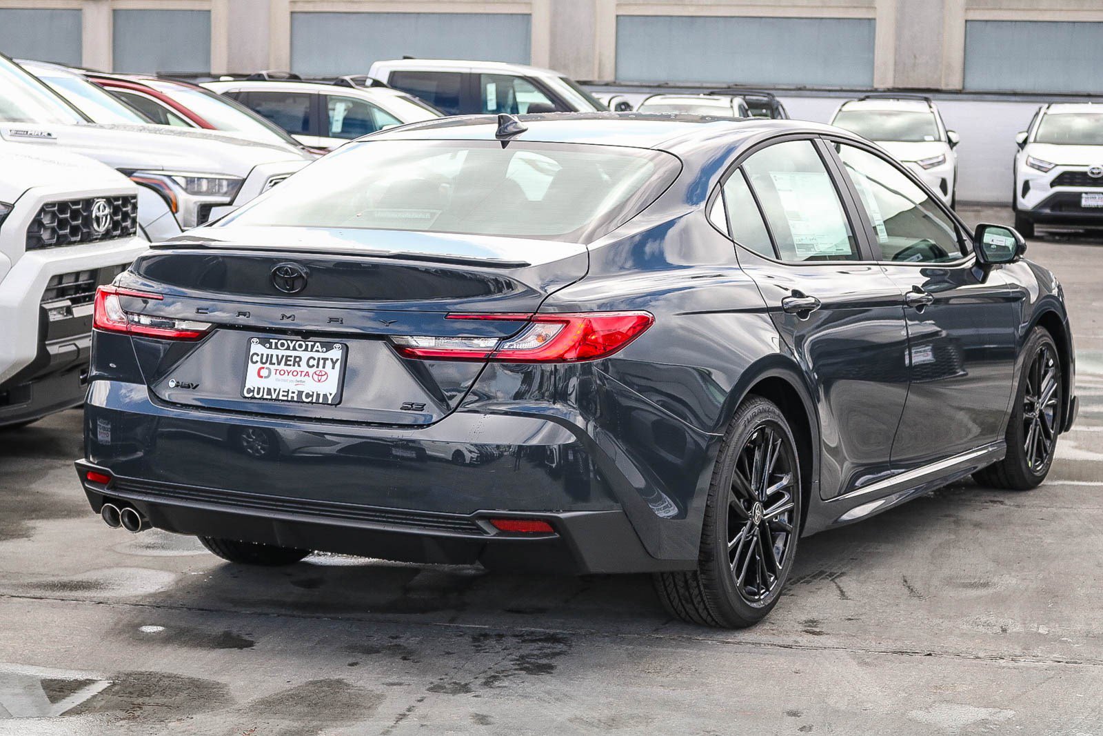 New 2026 Toyota Camry SE image 7