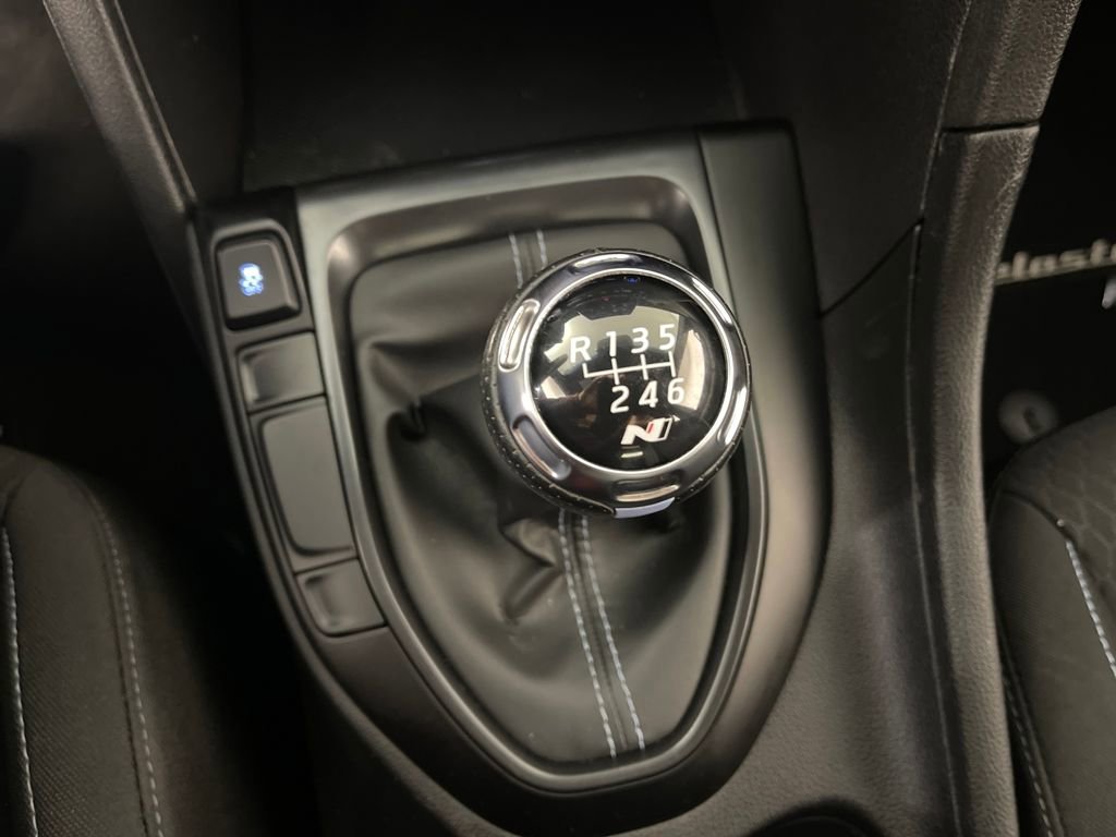 Used 2020 Hyundai Veloster N w/ Performance Package image 24