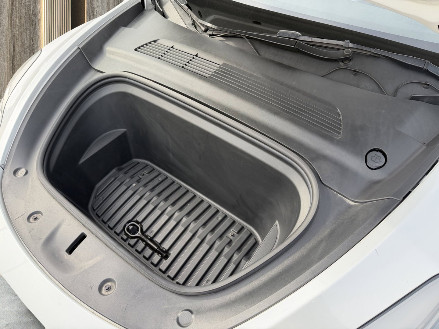 Used 2021 Tesla Model Y Long Range image 15