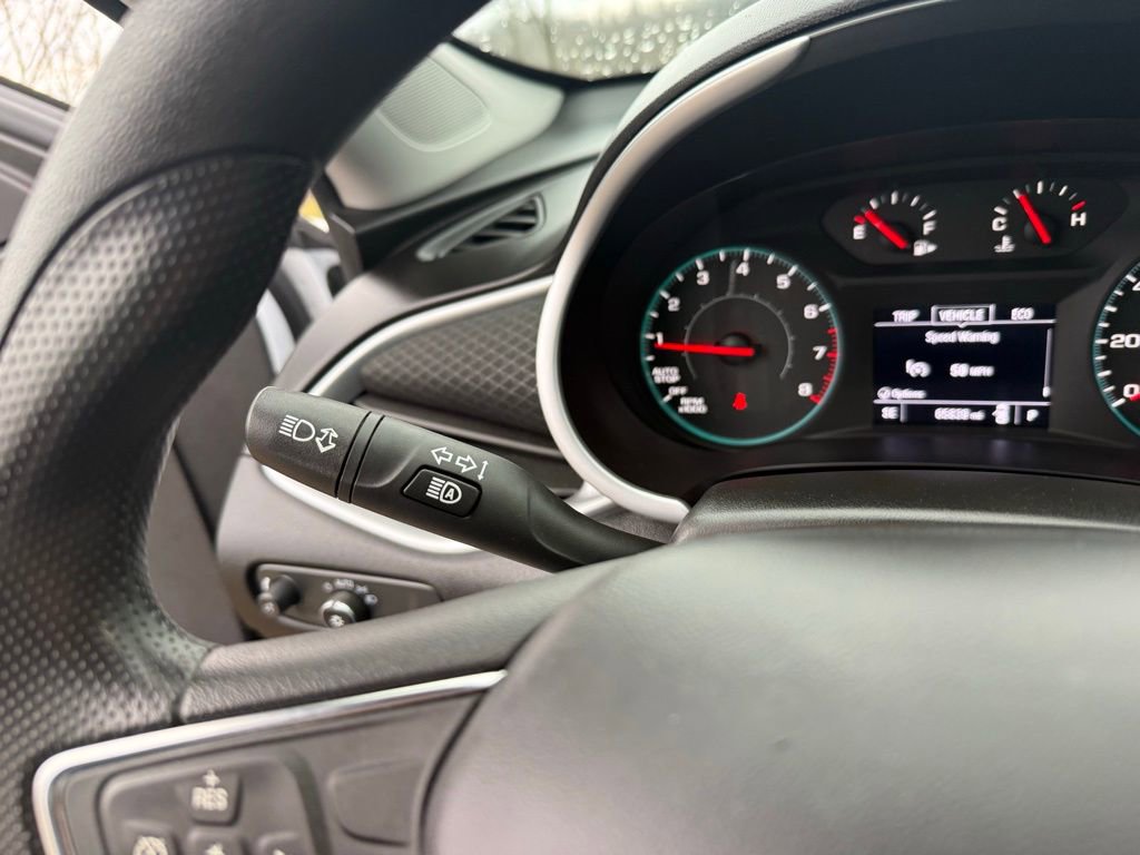 Used 2024 Chevrolet Malibu LT FWD image 33