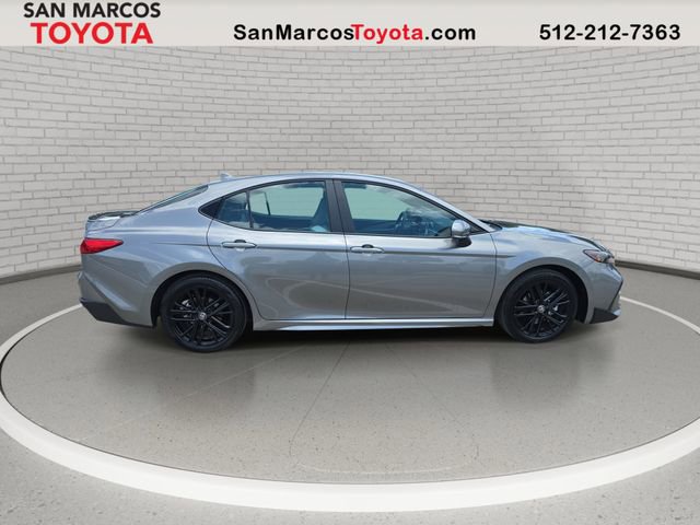 Used 2026 Toyota Camry SE w/ Convenience Package FWD image 5
