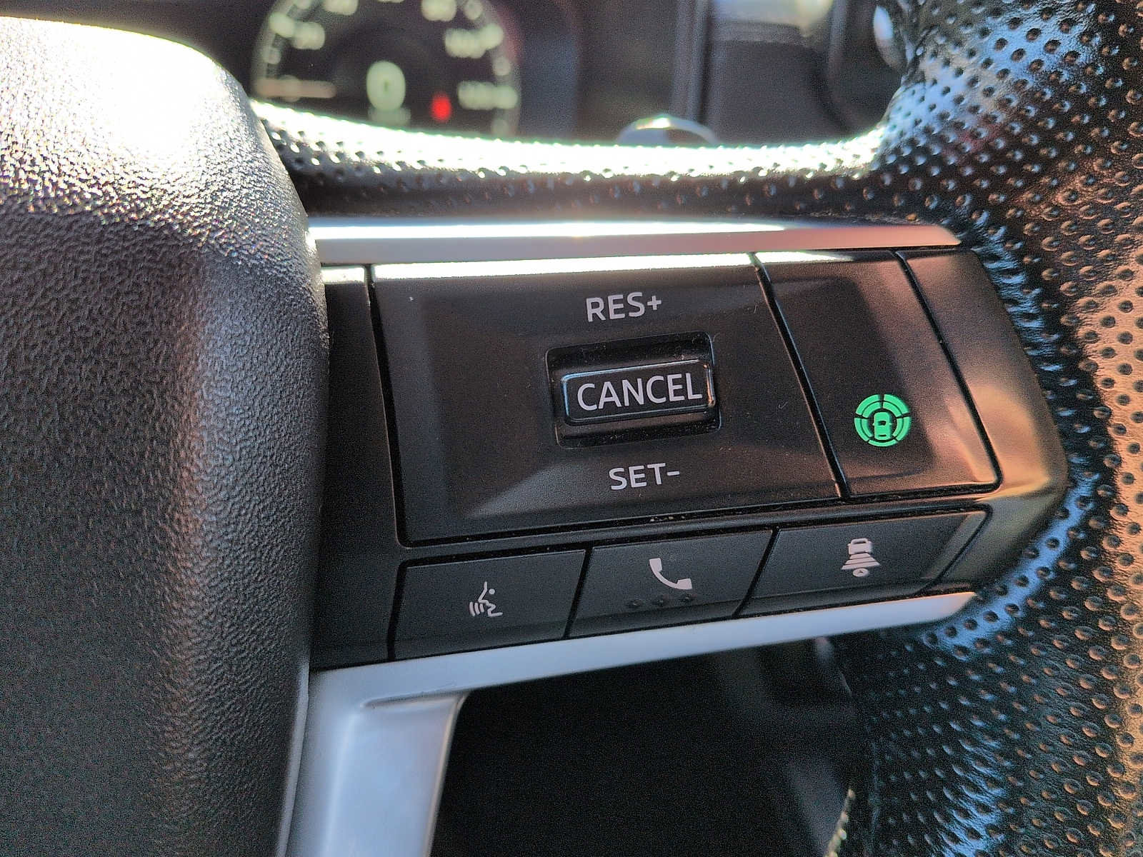 Used 2024 Mitsubishi Outlander SE AWD/4WD image 18