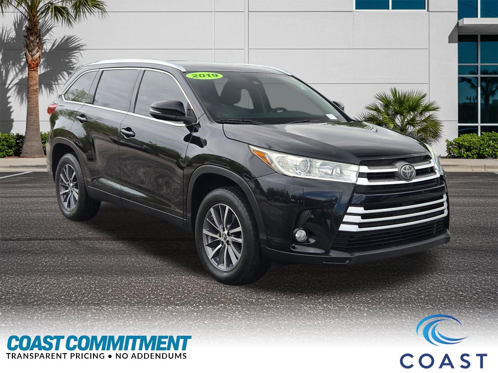 Used 2019 Toyota Highlander XLE image 5
