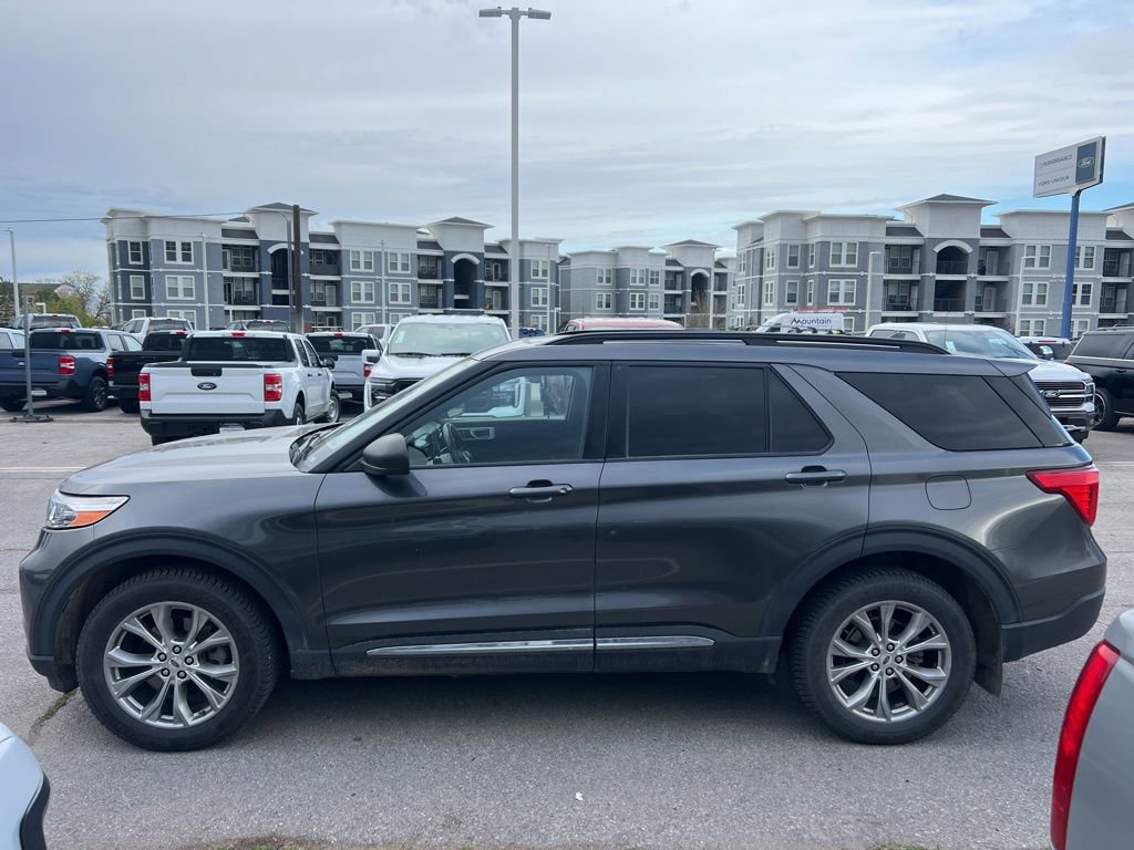 Used 2020 Ford Explorer XLT w/ Equipment Group 202A image 13