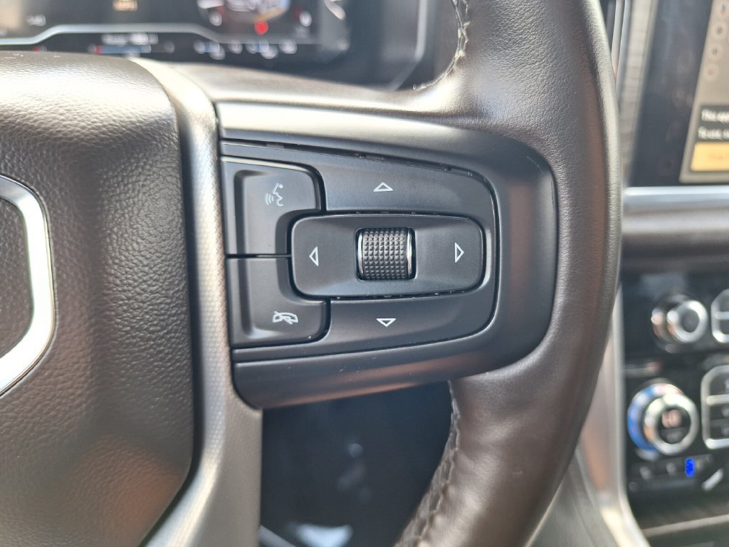 Used 2023 GMC Yukon Denali AWD/4WD image 22