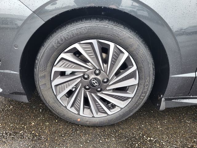 New 2026 Hyundai Sonata Limited image 9