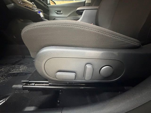 Used 2024 Hyundai Kona SEL AWD/4WD image 27