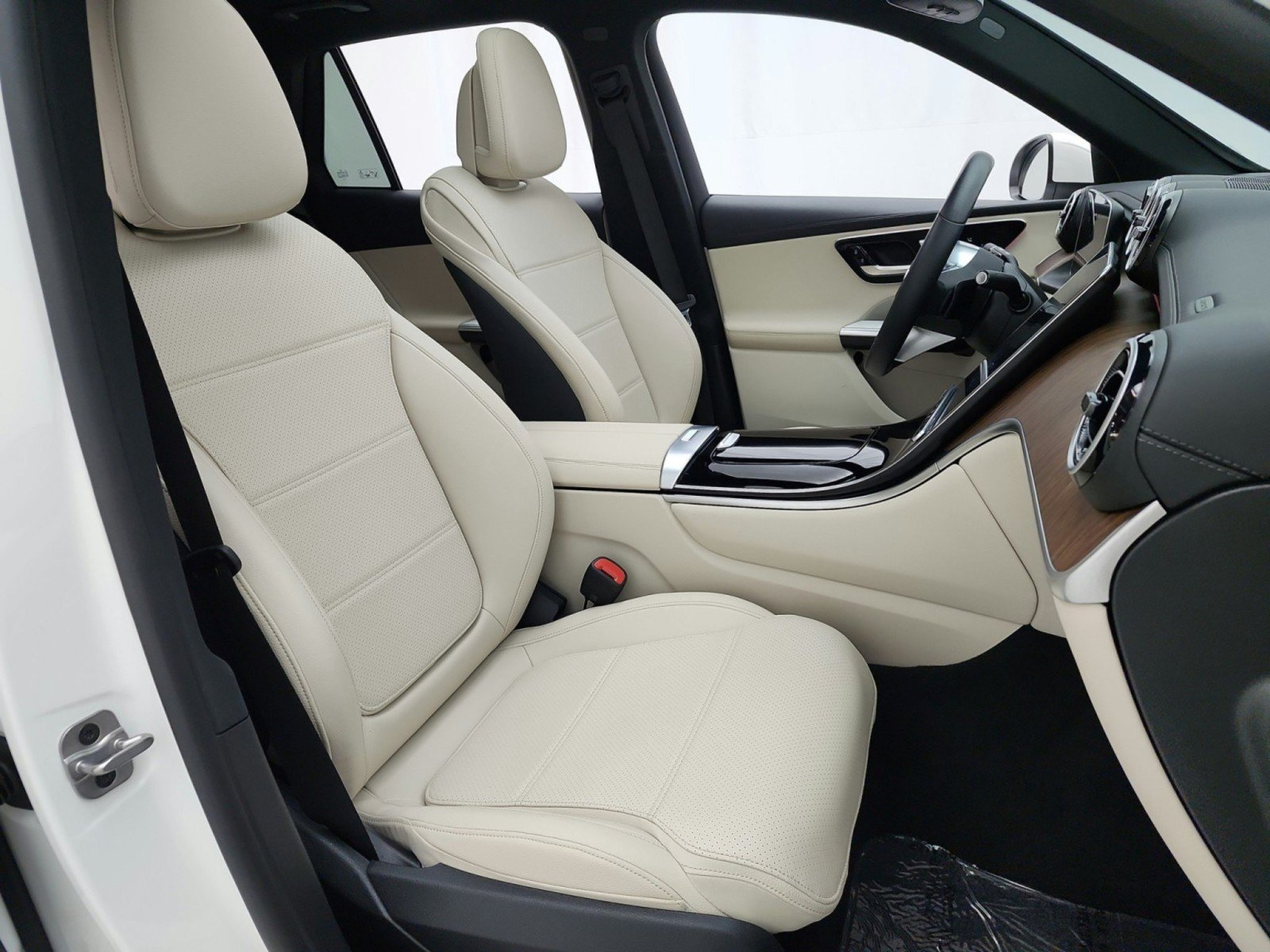 Certified 2024 Mercedes-Benz GLC 300 4MATIC image 20
