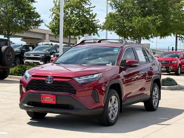 Used 2022 Toyota RAV4 XLE w/ Convenience Package AWD/4WD image 6