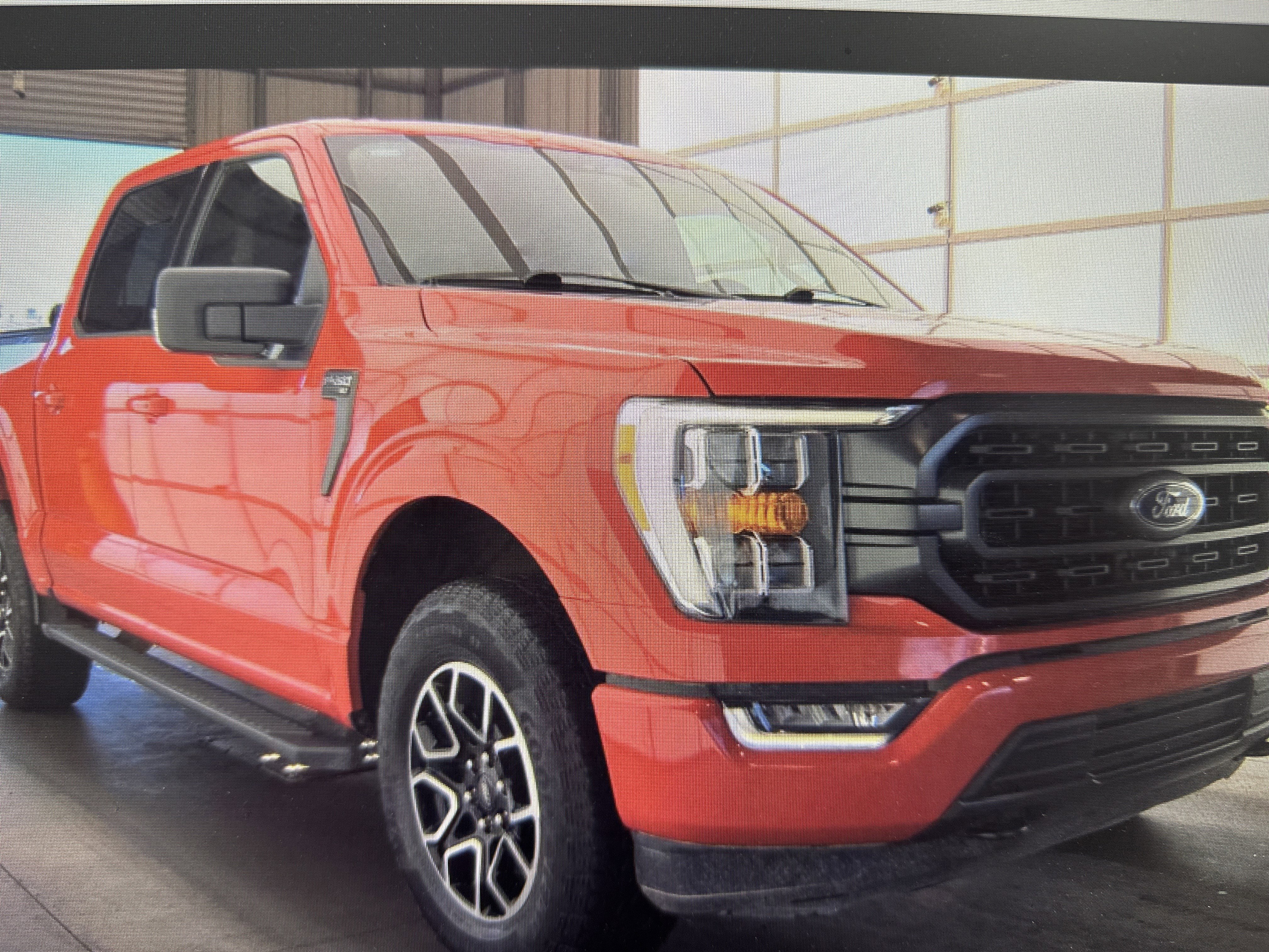 Used 2023 Ford F150 Lariat image 4