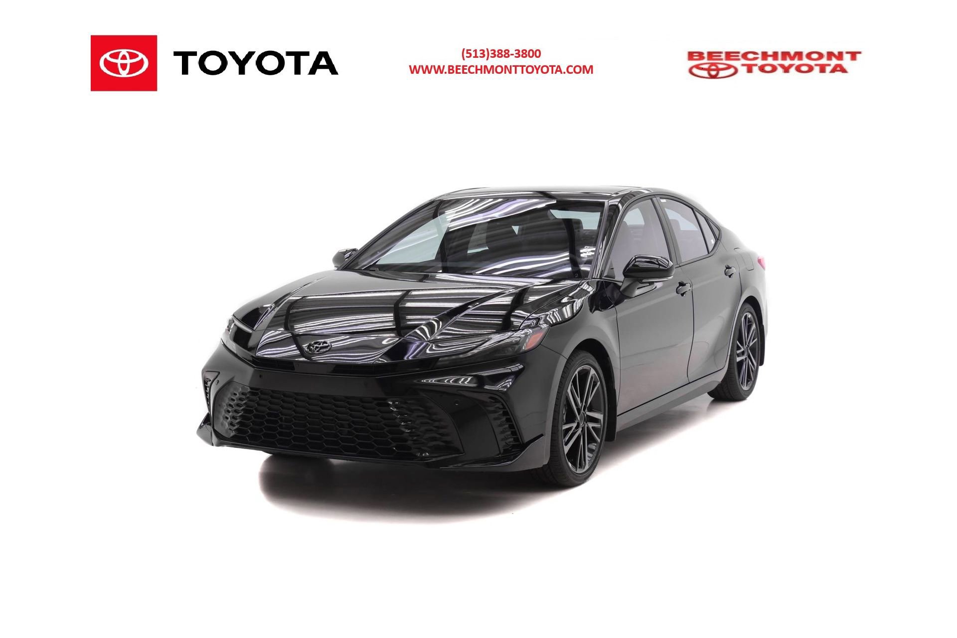 Used 2026 Toyota Camry SE image 1