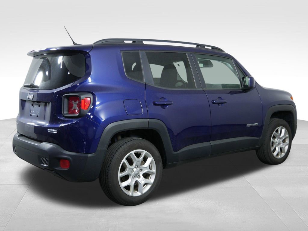 Used 2017 Jeep Renegade Latitude AWD/4WD image 10