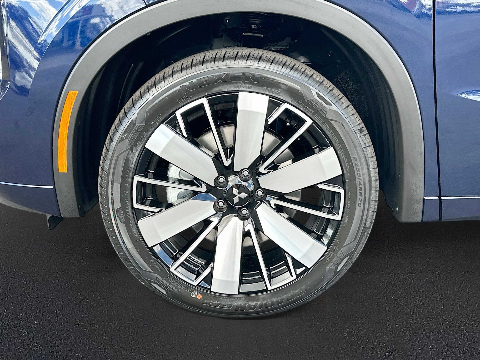 New 2026 Mitsubishi Outlander SEL image 20