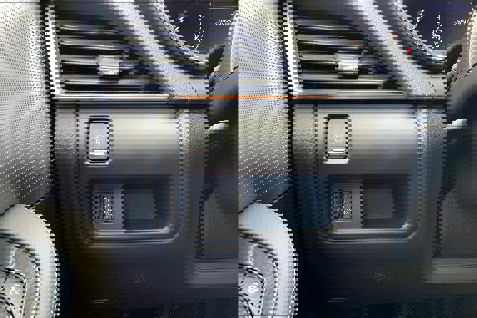 Used 2023 Cadillac CT5 Luxury w/ Sun And Sound Package image 36