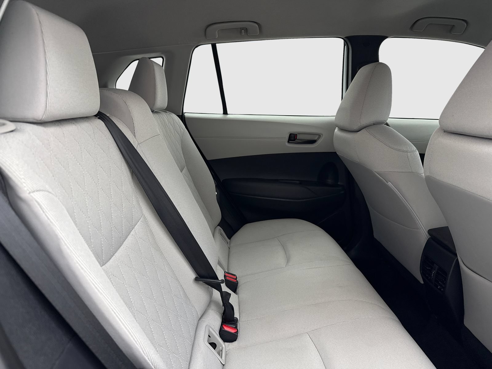 Used 2024 Toyota Corolla Cross L FWD image 45