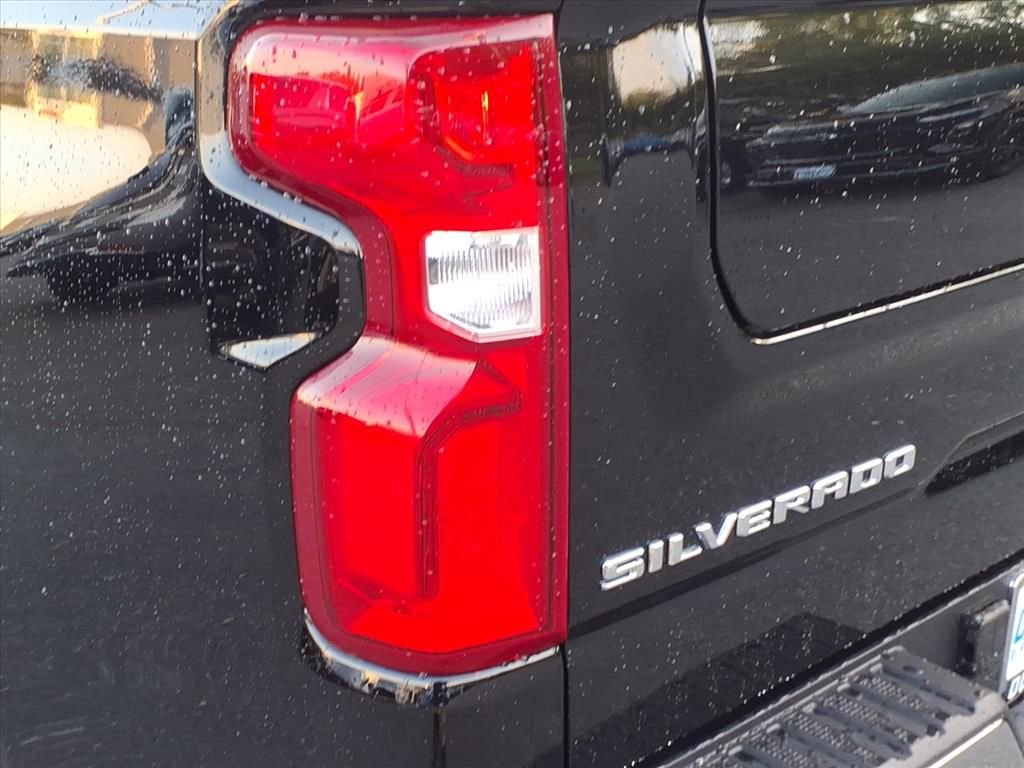 New 2026 Chevrolet Silverado 1500 LTZ w/ LTZ Premium Package image 9
