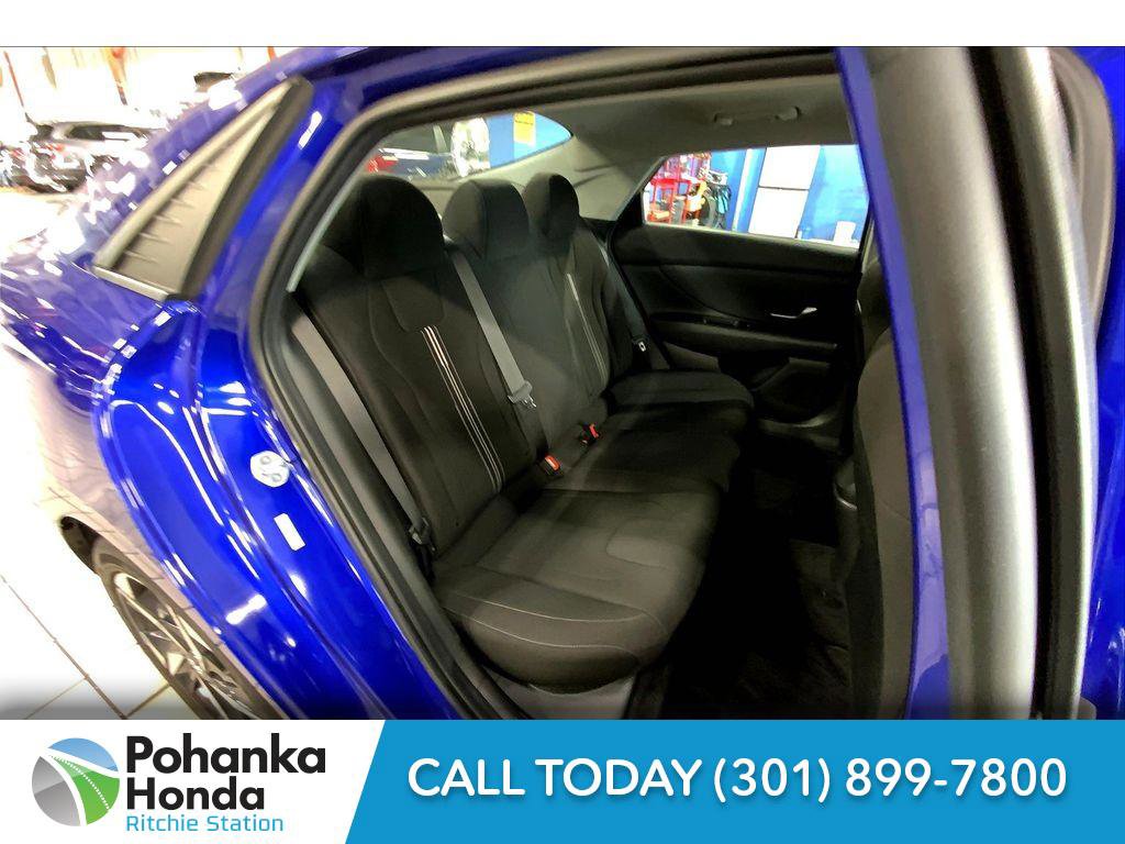 Used 2023 Hyundai Elantra SEL w/ Convenience Package image 20