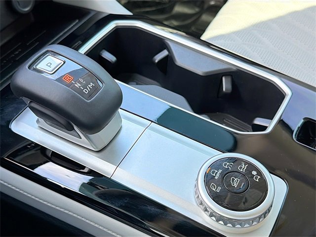 Used 2025 Mitsubishi Outlander SEL image 30